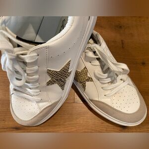 Vintage Havana White and Gold Sneakers